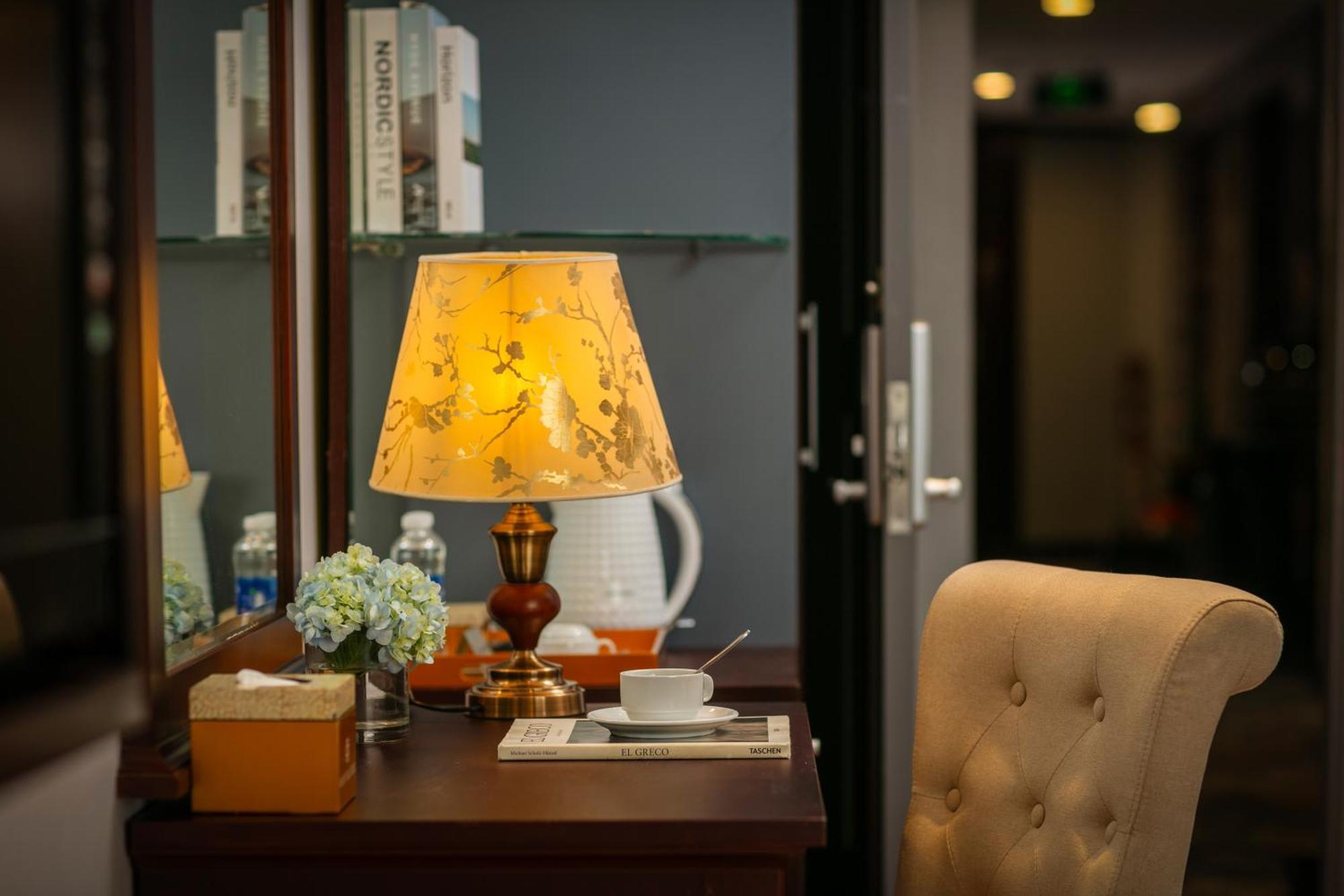 May De Ville Corner Hotel Hanoi Luaran gambar
